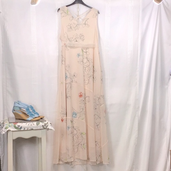 🇮🇹 PIETRO BRUNELLI Maternity Blush Floral Chiffon and Crepe Georgette Lined Gown - Picture 5 of 11